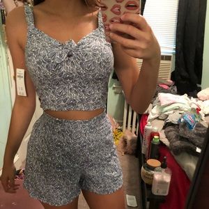 Two piece brand new hollister set